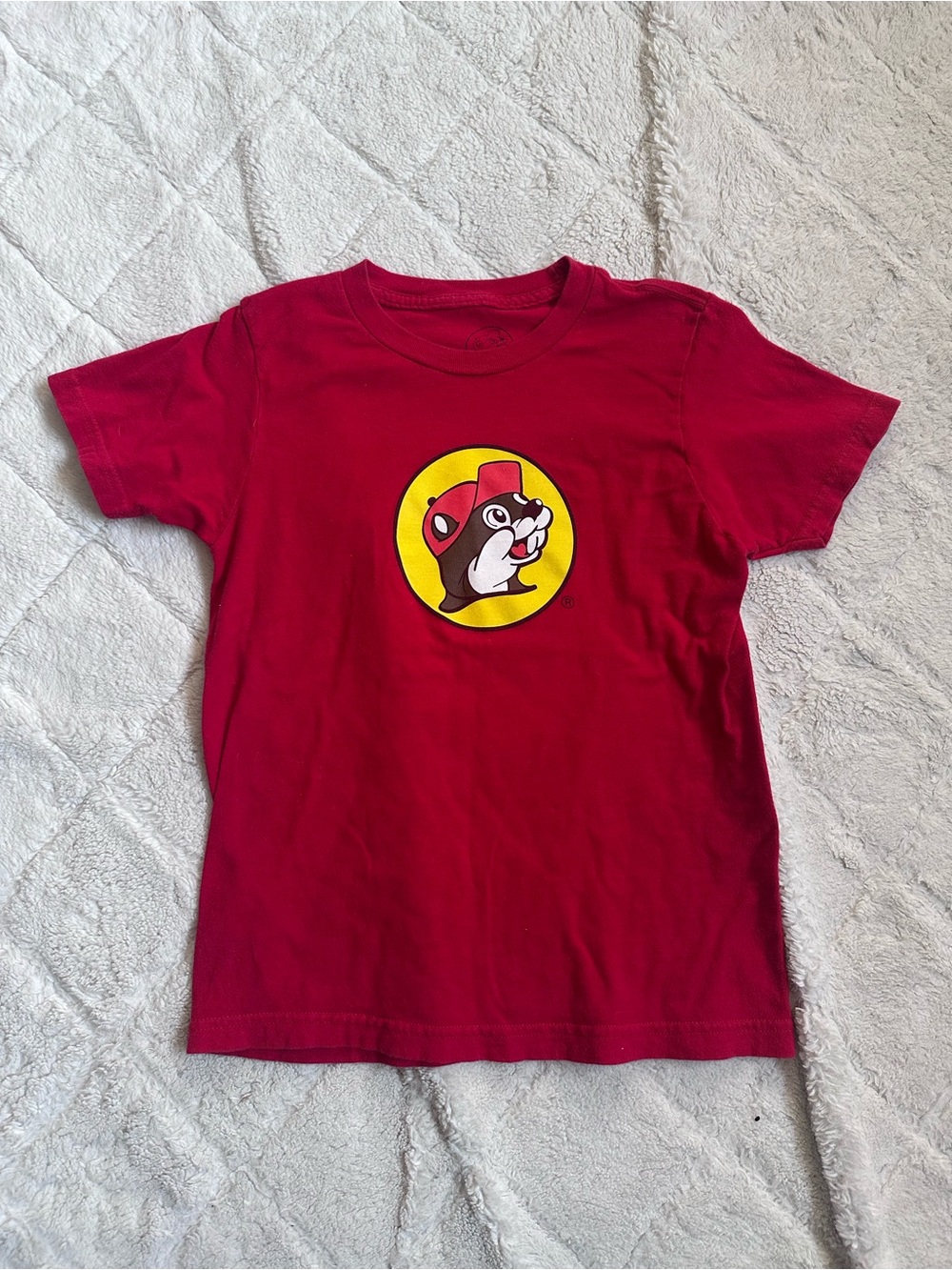 Buc-ees | Red Logo Short Sleeve Tee Shirt | Size Youth Small